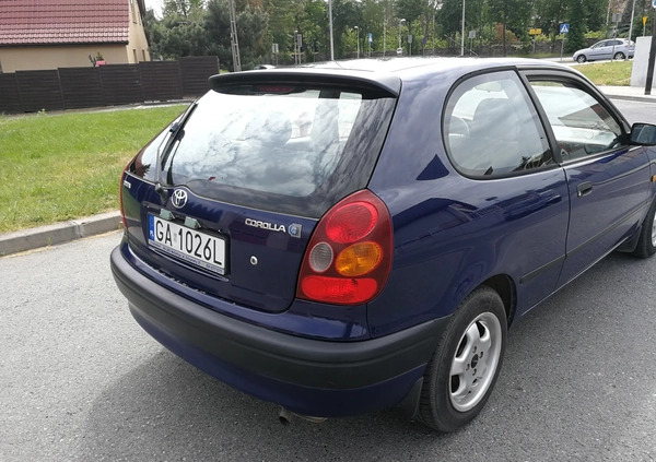 Toyota Corolla cena 4700 przebieg: 144000, rok produkcji 1999 z Sobótka małe 379